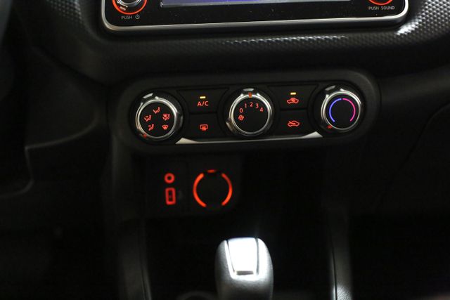 2025 Nissan Kicks Play S photo 15
