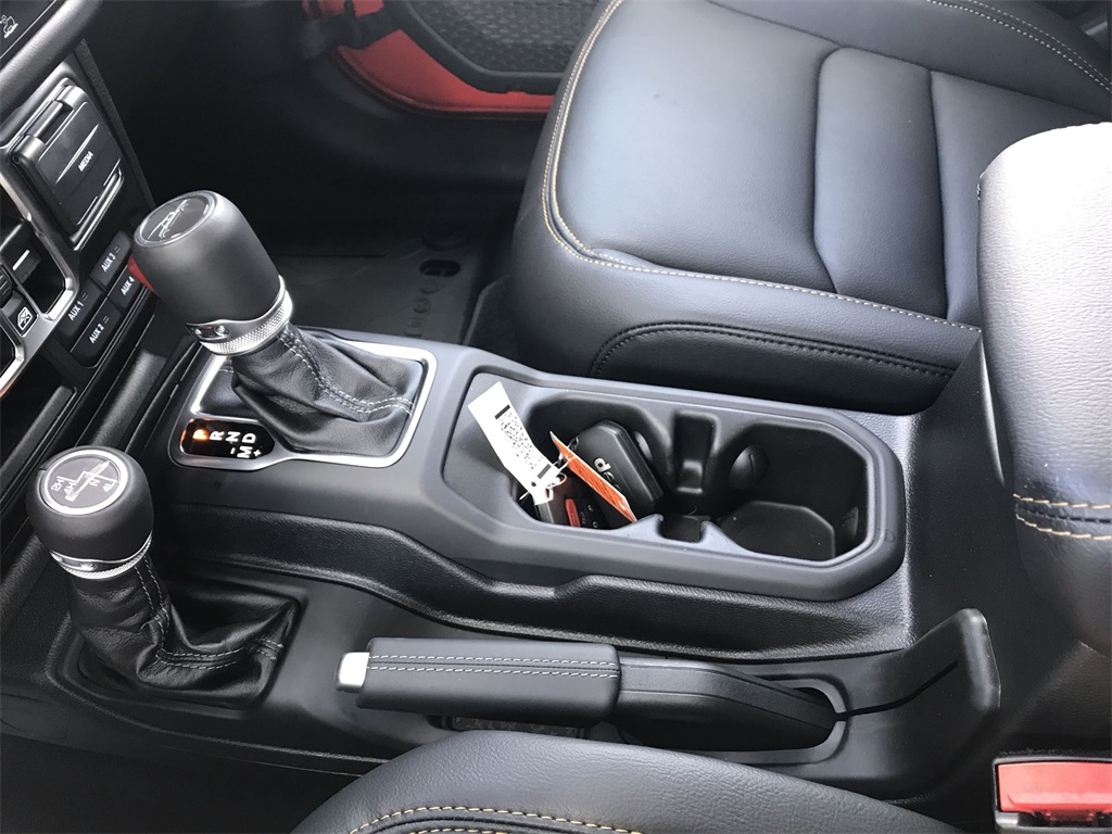 2025 Jeep Gladiator Sport photo 19