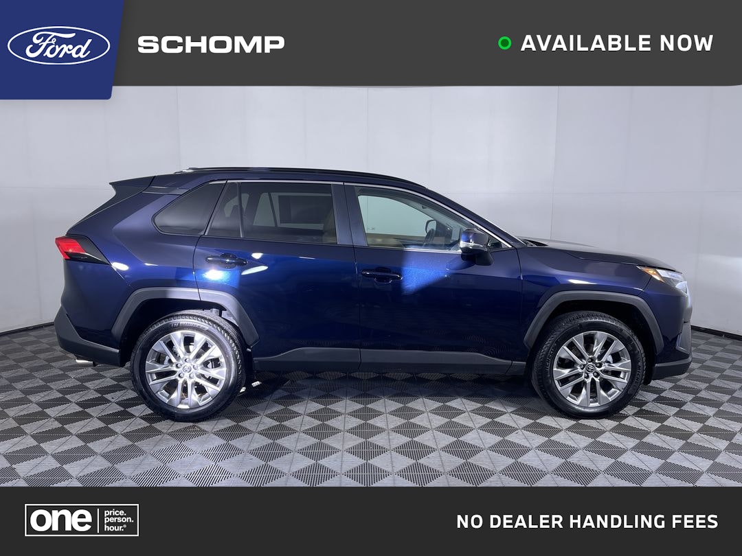 2025 Toyota RAV4 XLE Premium