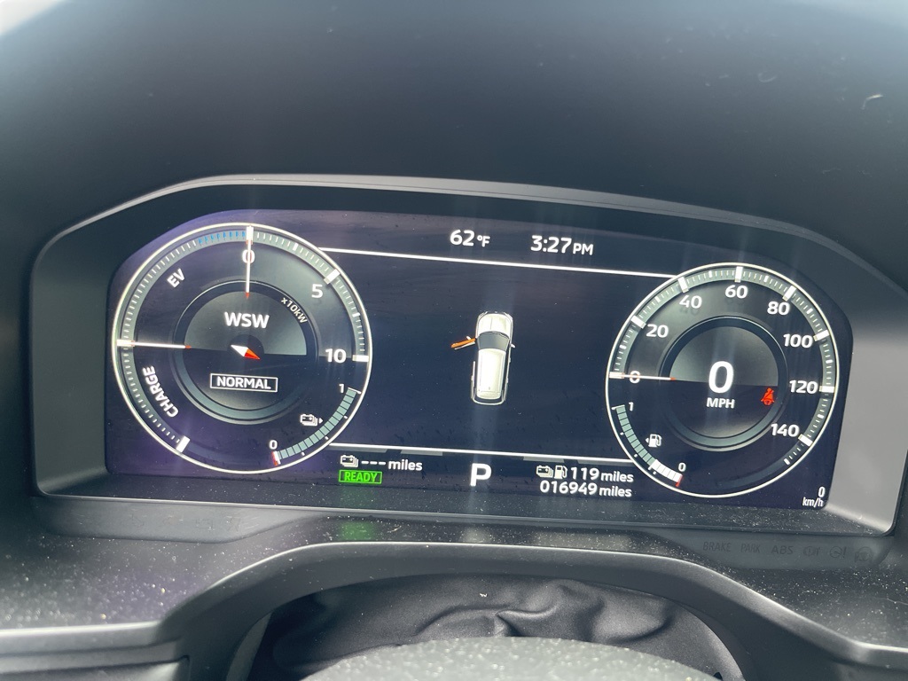 2024 Mitsubishi Outlander PHEV SEL photo 24