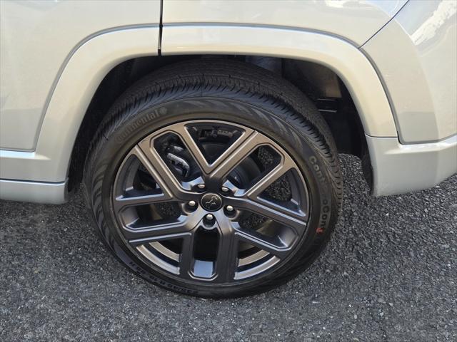 2025 Jeep Compass Limited photo 4