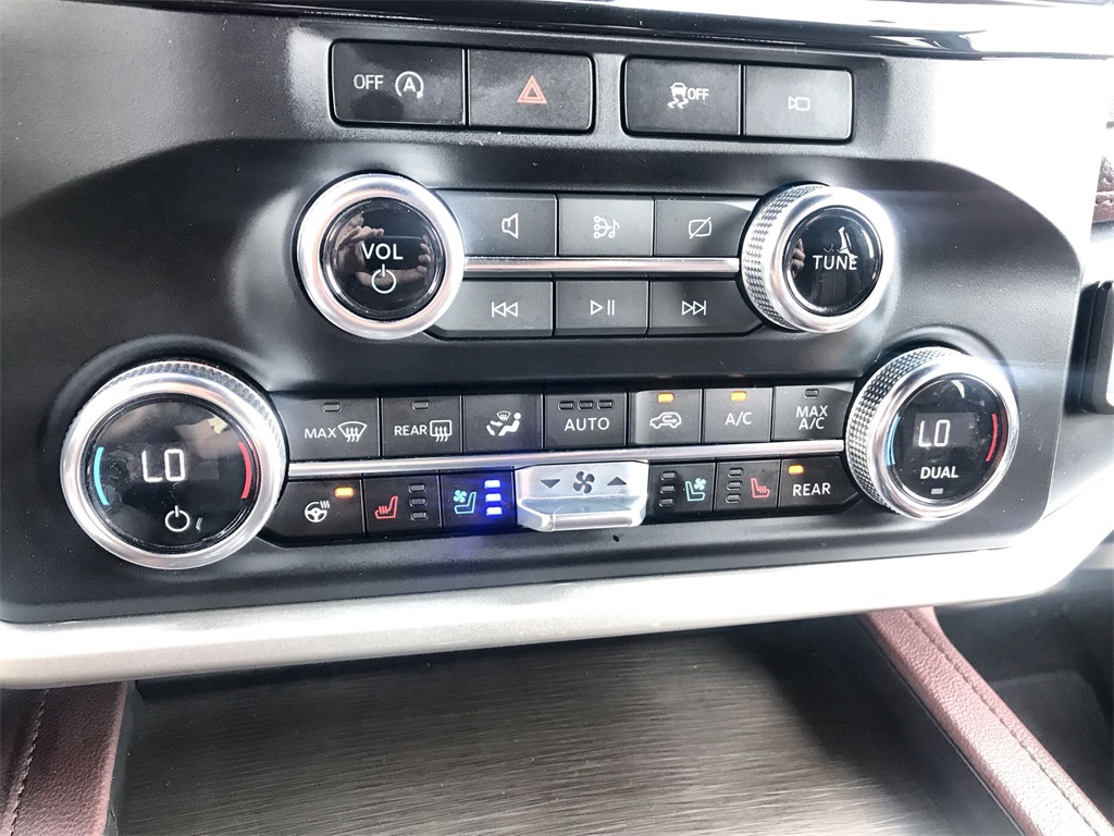 2023 Ford Expedition MAX Limited photo 18