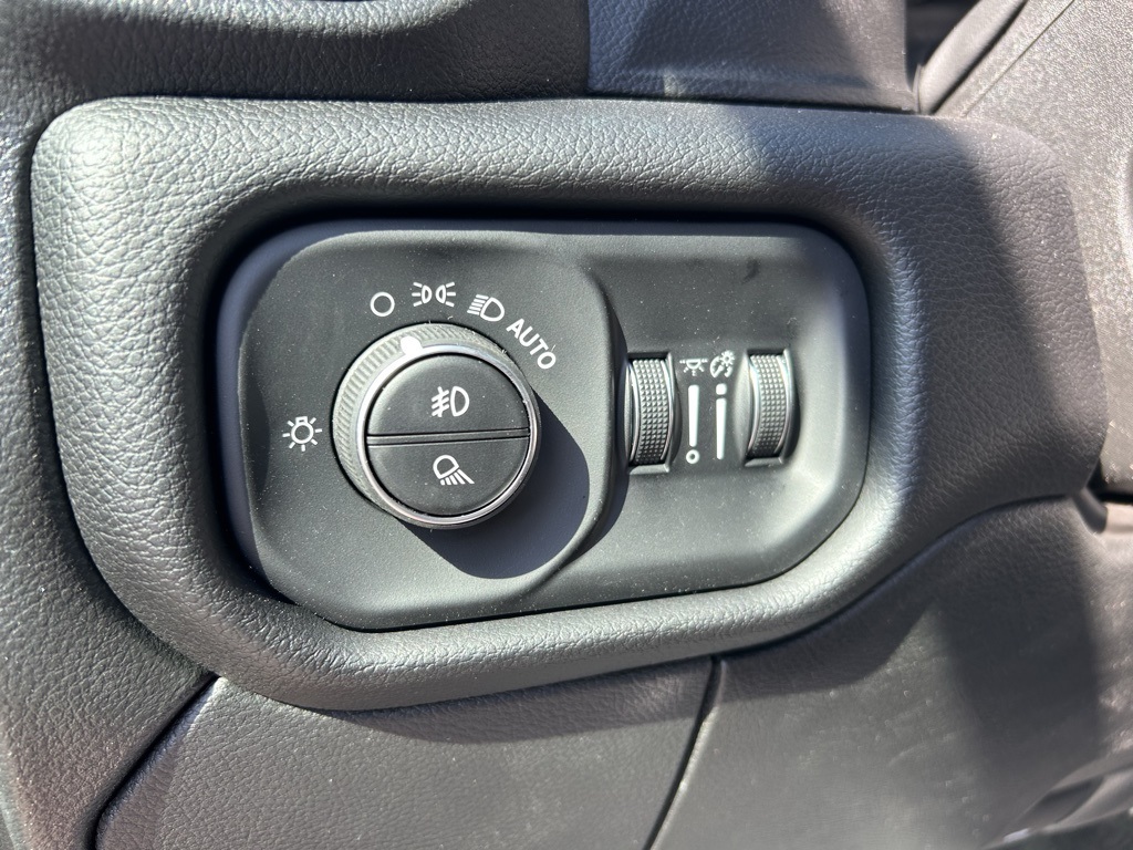 2026 Ram 3500 photo 12