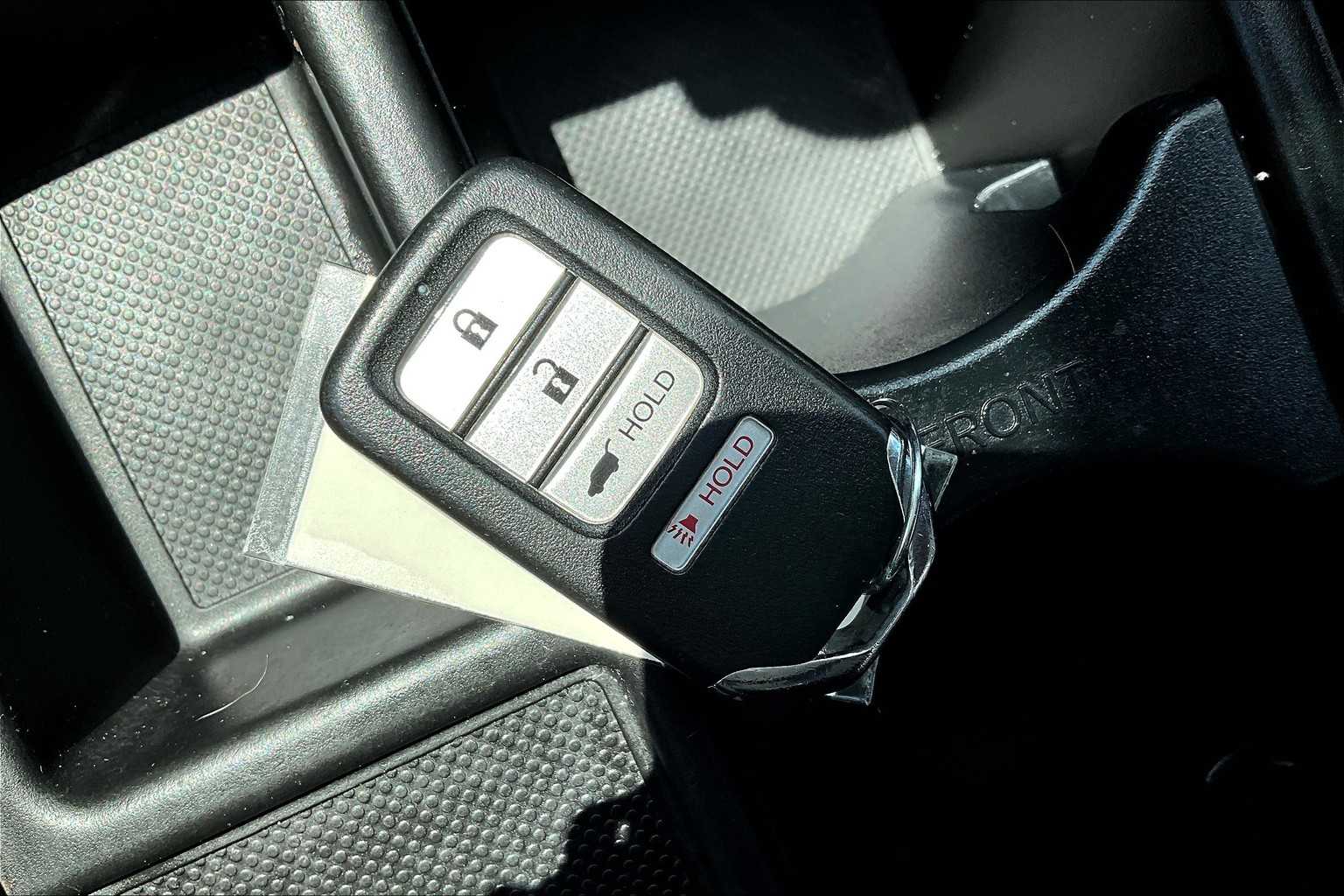 2015 Honda CR-V Touring photo 13