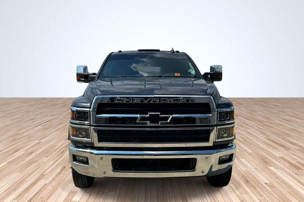 2023 Chevrolet Silverado 4500HD Work Truck photo 2