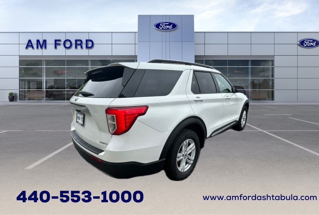 2022 Ford Explorer XLT photo 2