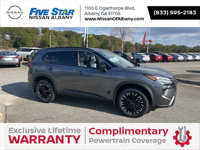 2026 Nissan Rogue SV's photo