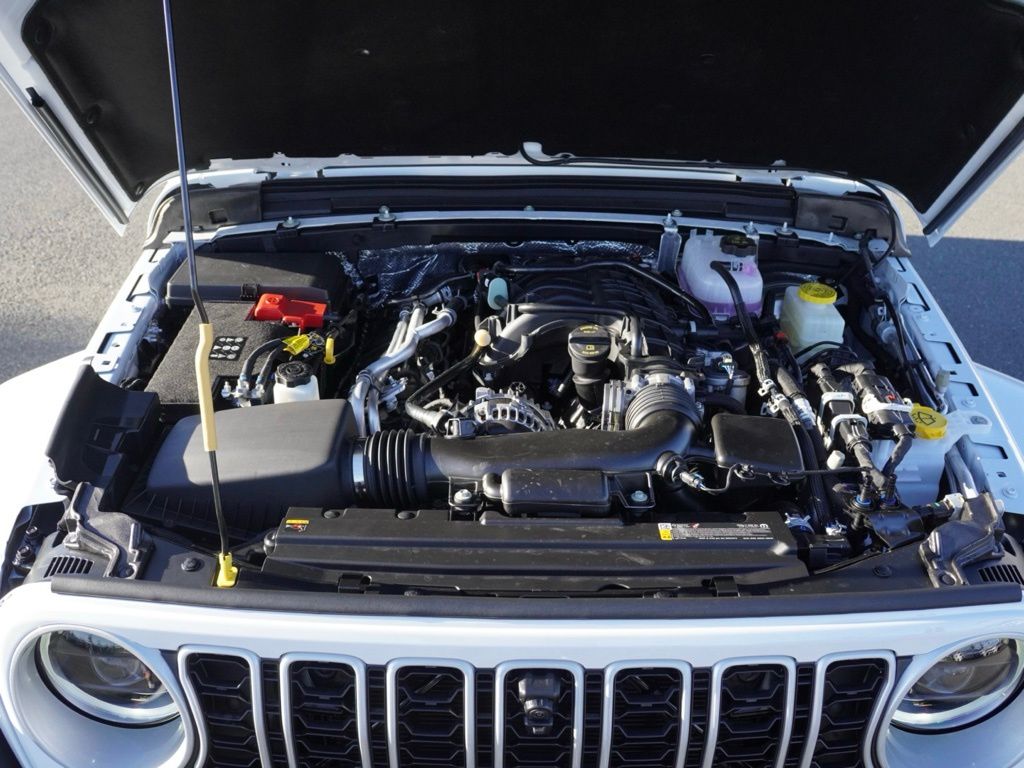 New 2026 Bright White Clear-Coat Exterior Paint Jeep Sahara image 28