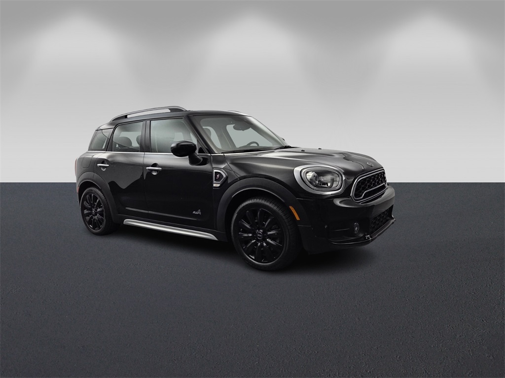 2020 MINI Countryman S's photo