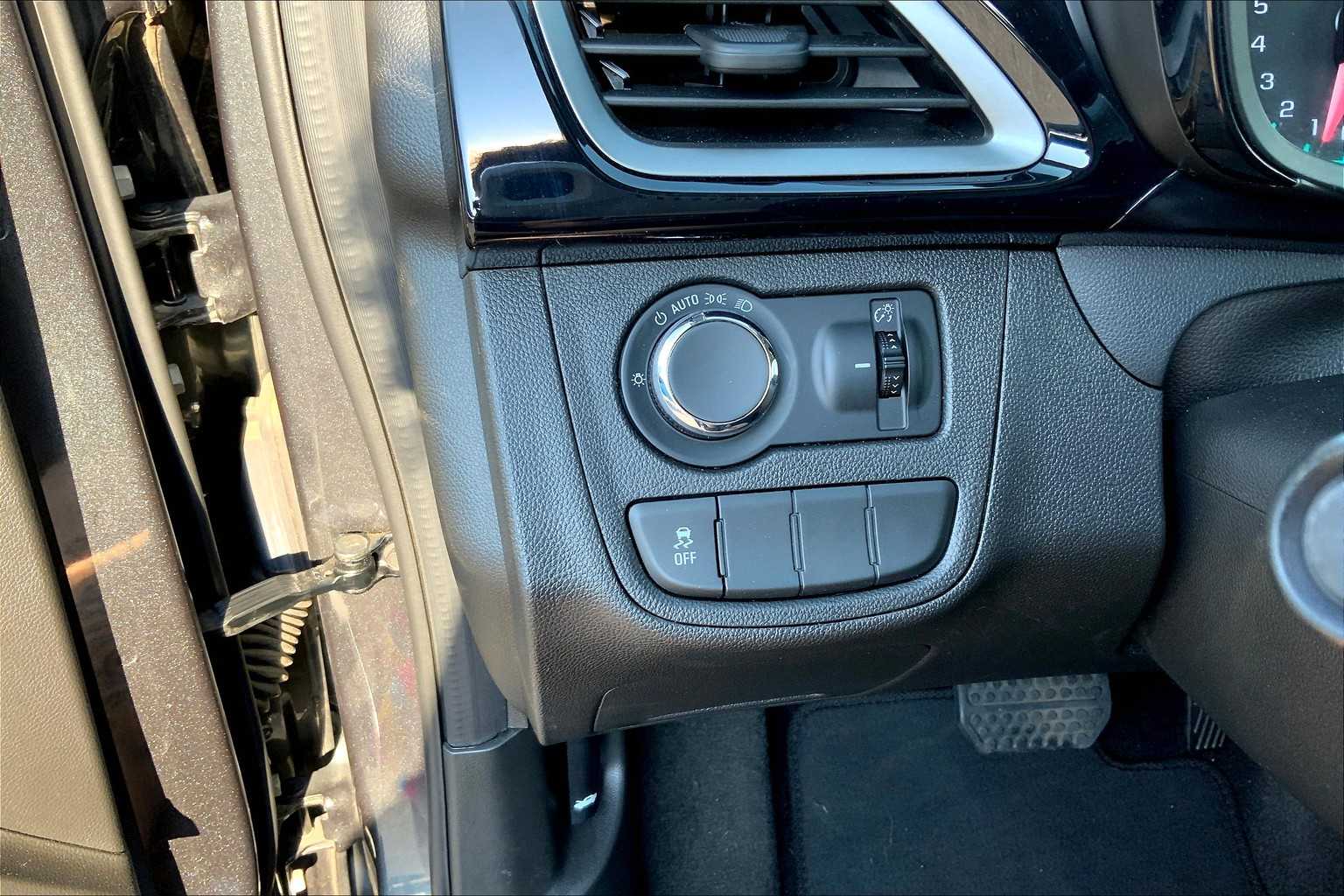 2020 Chevrolet Spark 1LT LT photo 27