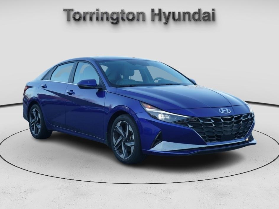 2023 Hyundai Elantra Limited's photo