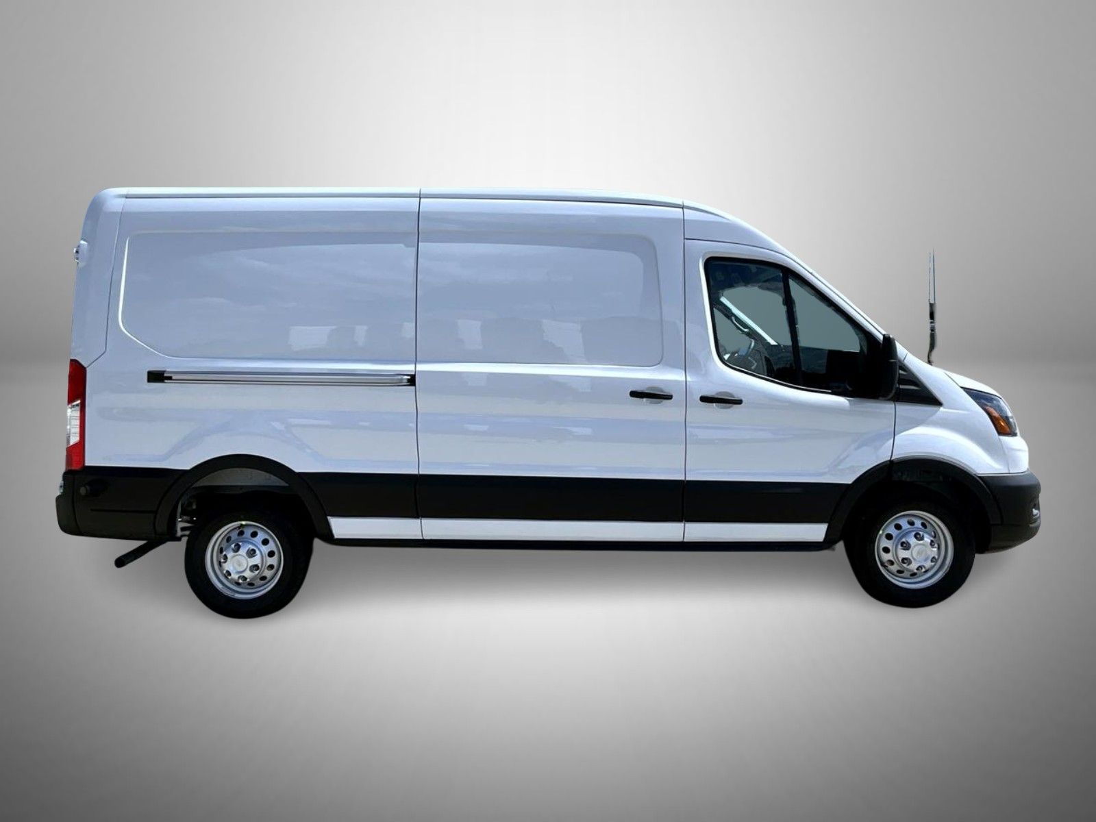 2025 Ford Transit photo 8