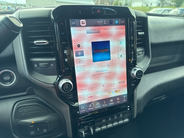 2026 Ram 2500 Tradesman photo 17