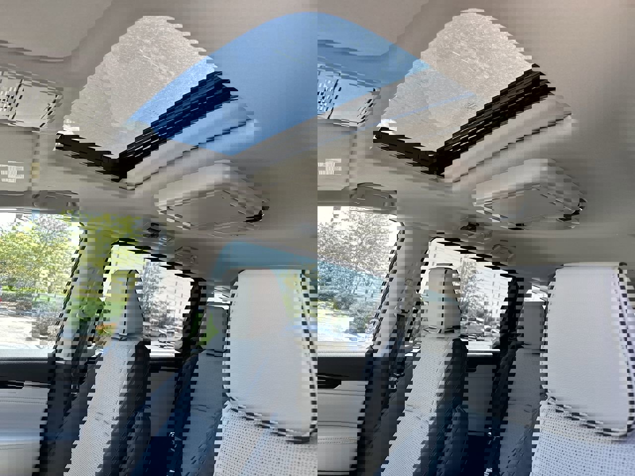 2026 Honda Odyssey Elite photo 21