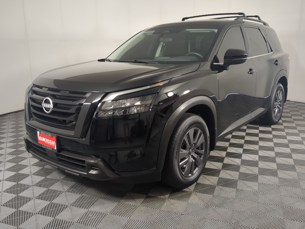 2024 Nissan Pathfinder SV photo 4