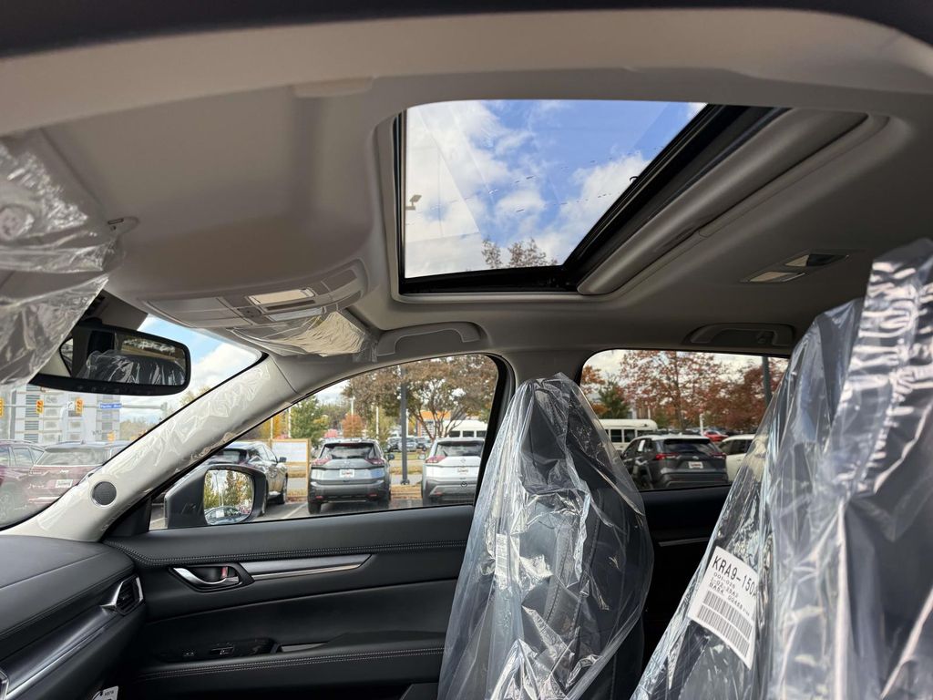 2025 Mazda CX-5 2.5 Premium Plus photo 4