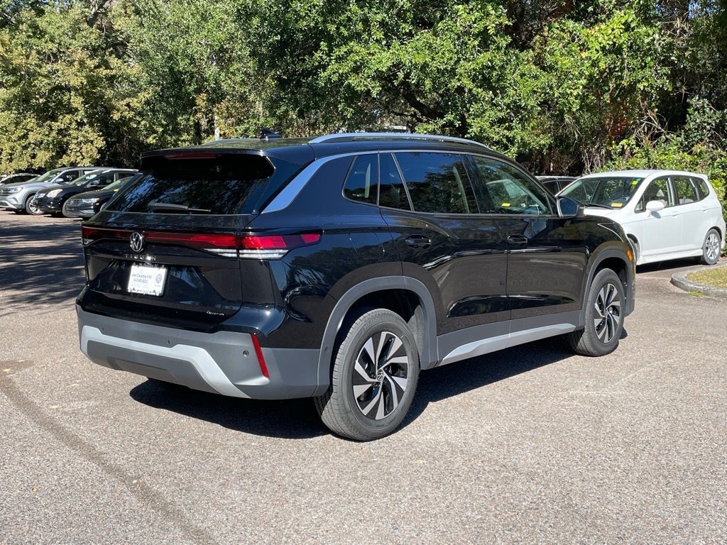 2026 Volkswagen Tiguan S photo 3