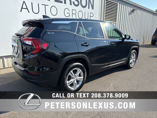 2024 Gmc Terrain SLE photo 3