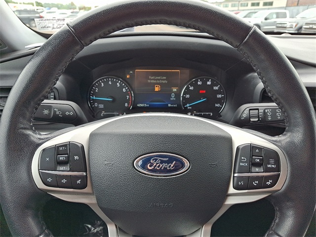 2022 Ford Explorer XLT photo 15