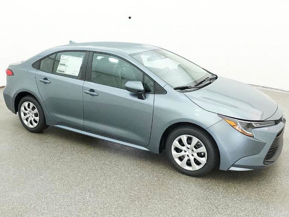 2025 Toyota Corolla LE photo 49