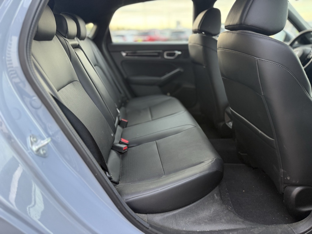 2022 Honda Civic Hatchback Sport Touring photo 11