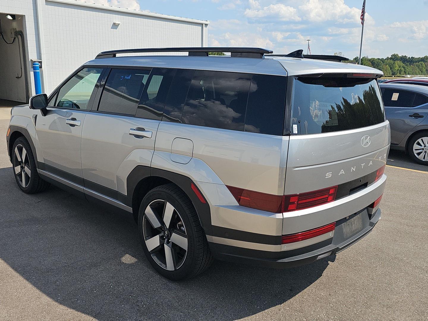 2024 Hyundai Santa Fe Limited photo 2