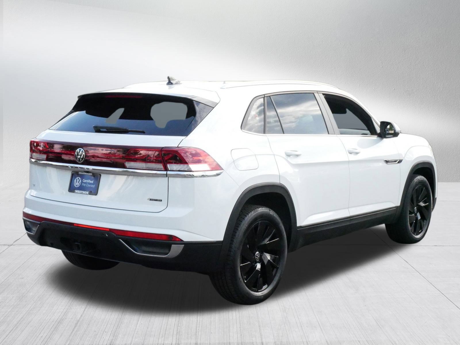 2024 Volkswagen Atlas Cross Sport SE Technology photo 7