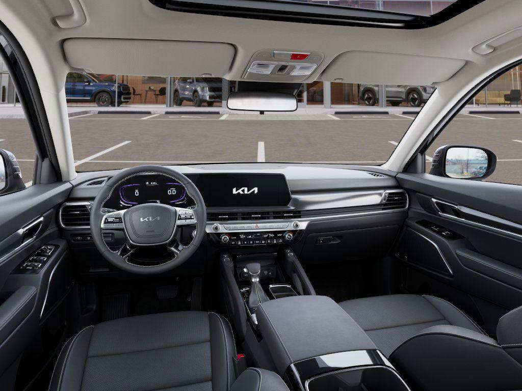 2025 Kia Telluride S photo 12