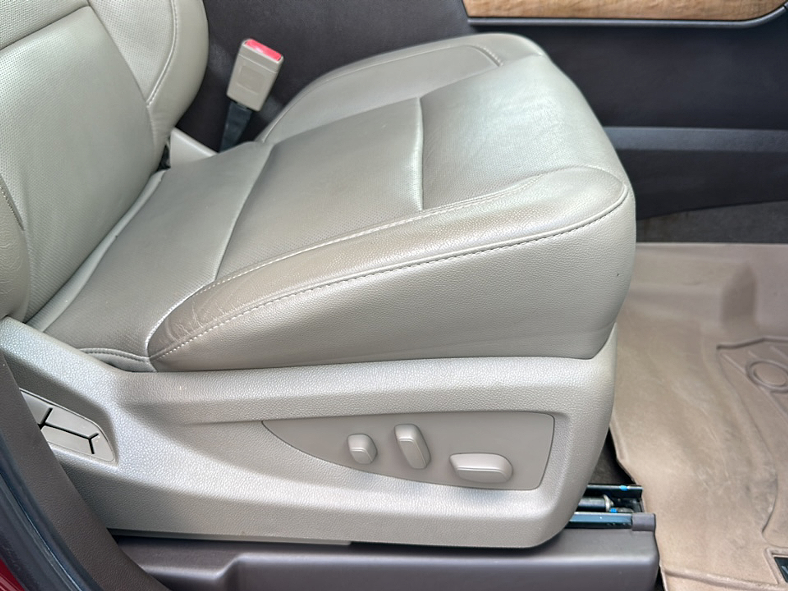 2015 Chevrolet Silverado 1500 LTZ photo 9