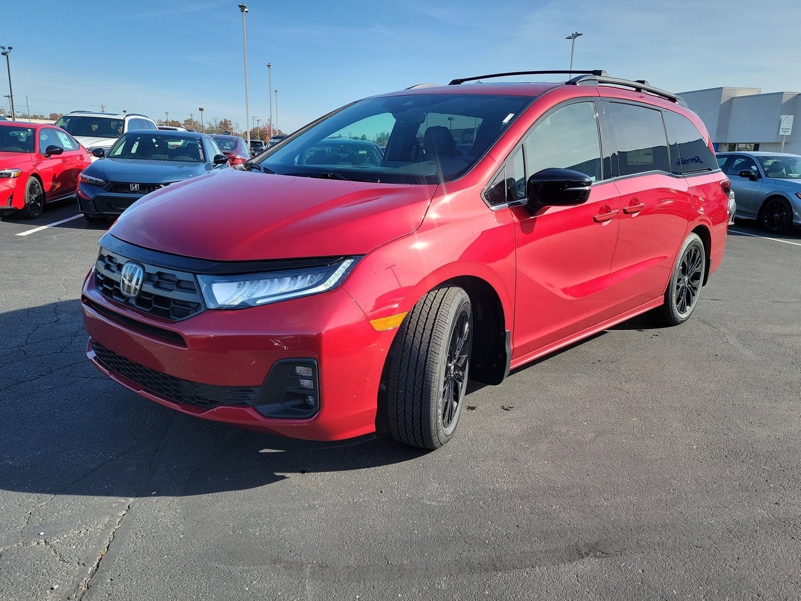 2026 Honda Odyssey photo 2