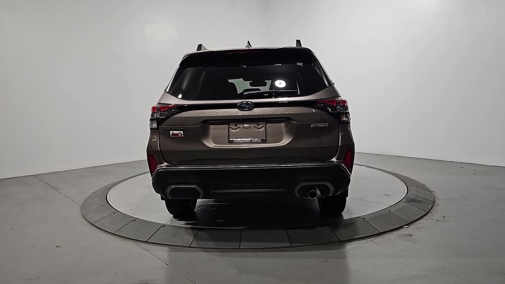 2025 Subaru Forester Limited photo 4