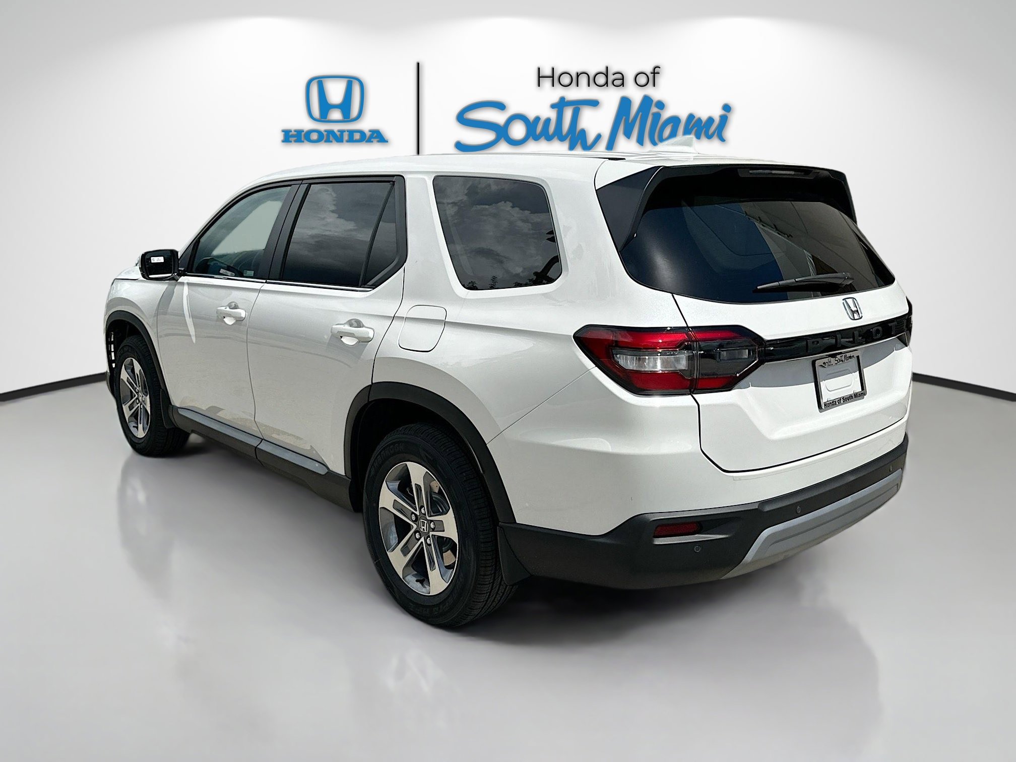 2025 Honda Pilot EX-L photo 4