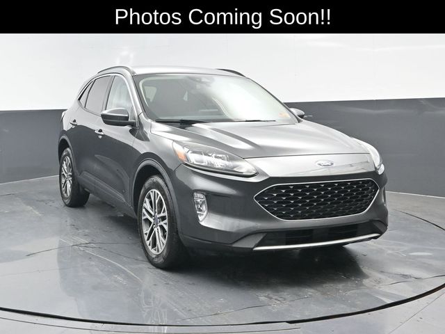 2020 Ford Escape SEL photo 2