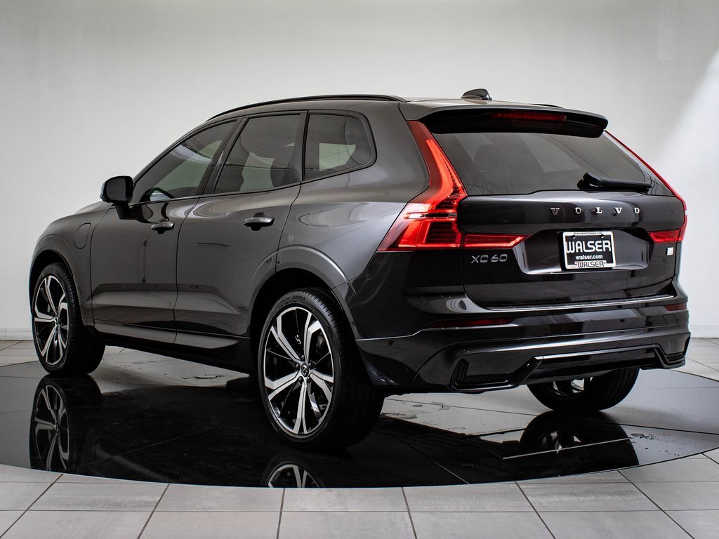 2024 Volvo XC60 Recharge Hybrid Ultimate photo 6