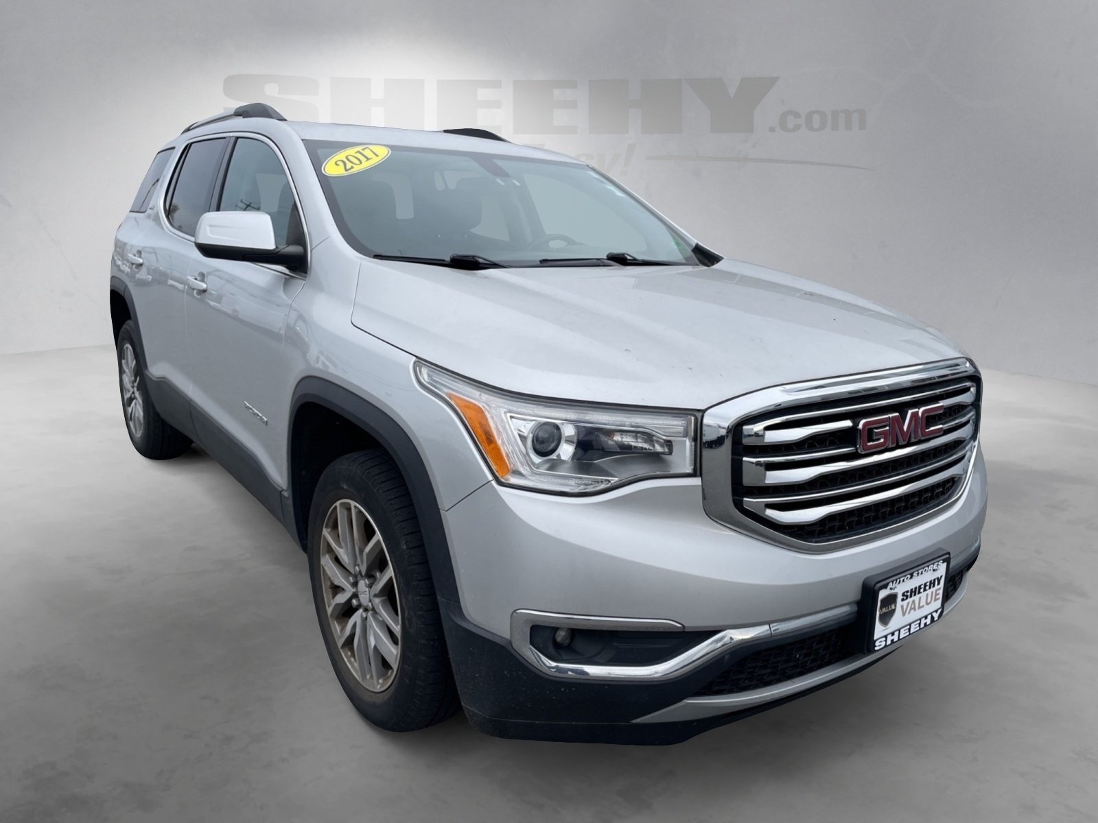 2017 Gmc Acadia SLE photo 2