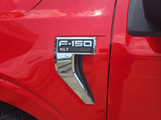 2023 Ford F-150 XLT photo 7