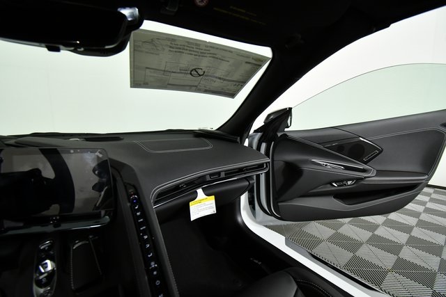 2025 Chevrolet Corvette Z06 2LZ photo 17