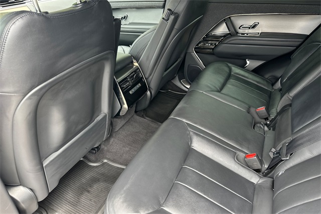 2025 Land Rover Range Rover Sport P360 S photo 9