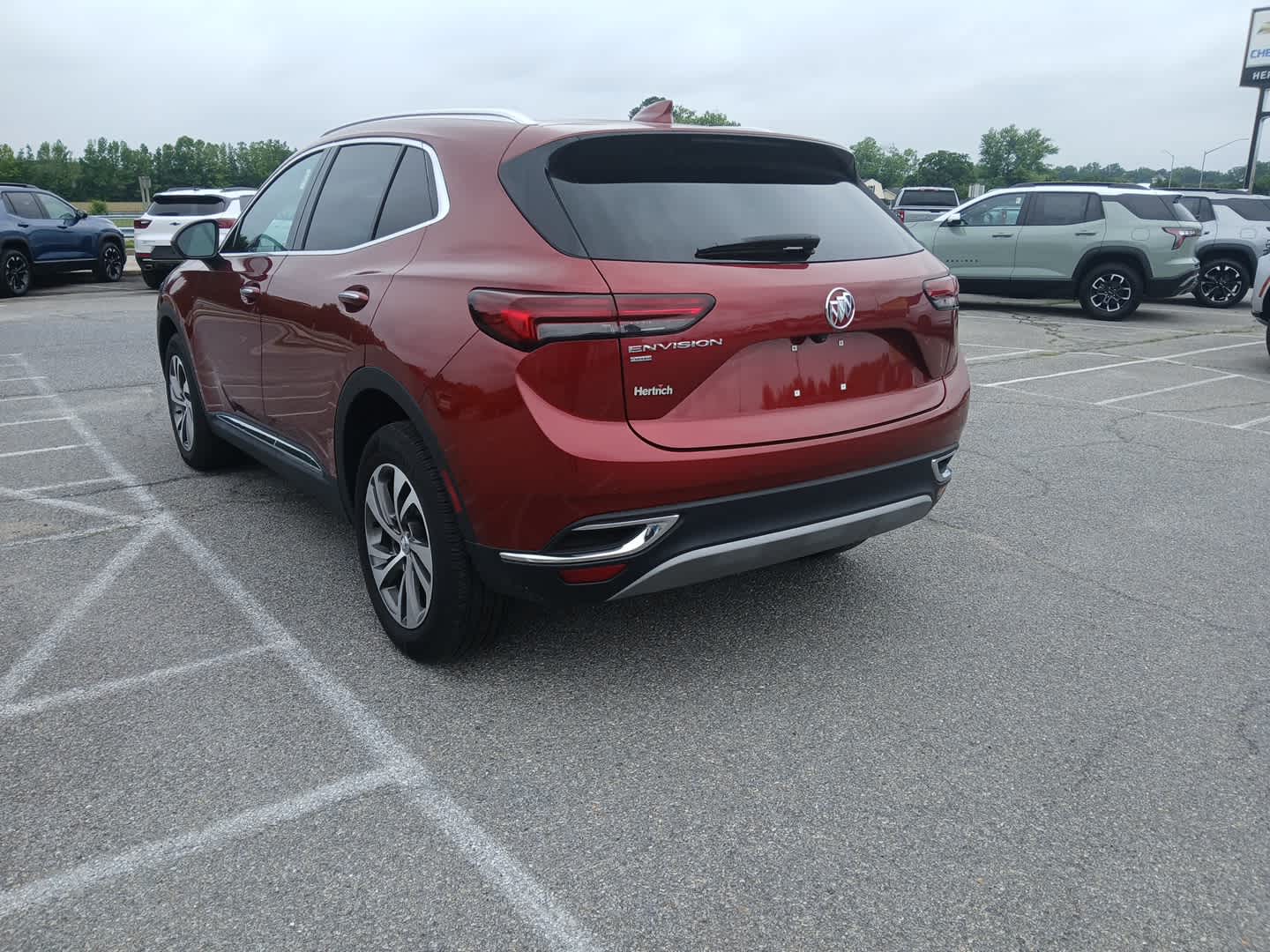 2023 Buick Envision Essence photo 3