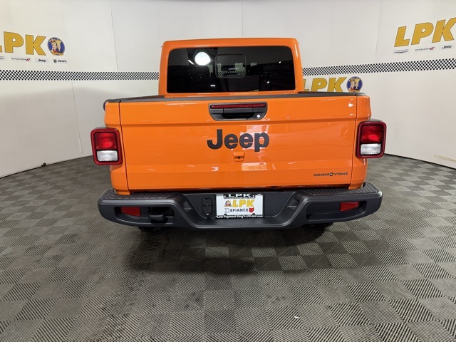 2025 Jeep Gladiator Sport photo 2
