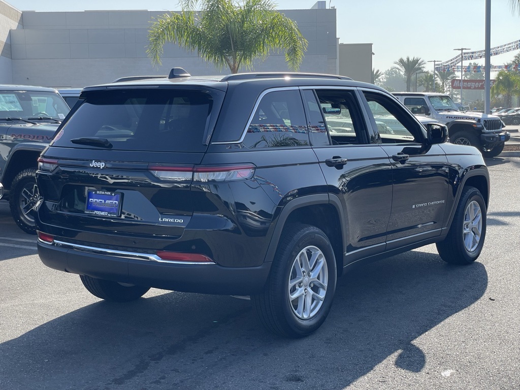 2025 Jeep Grand Cherokee Laredo X photo 6
