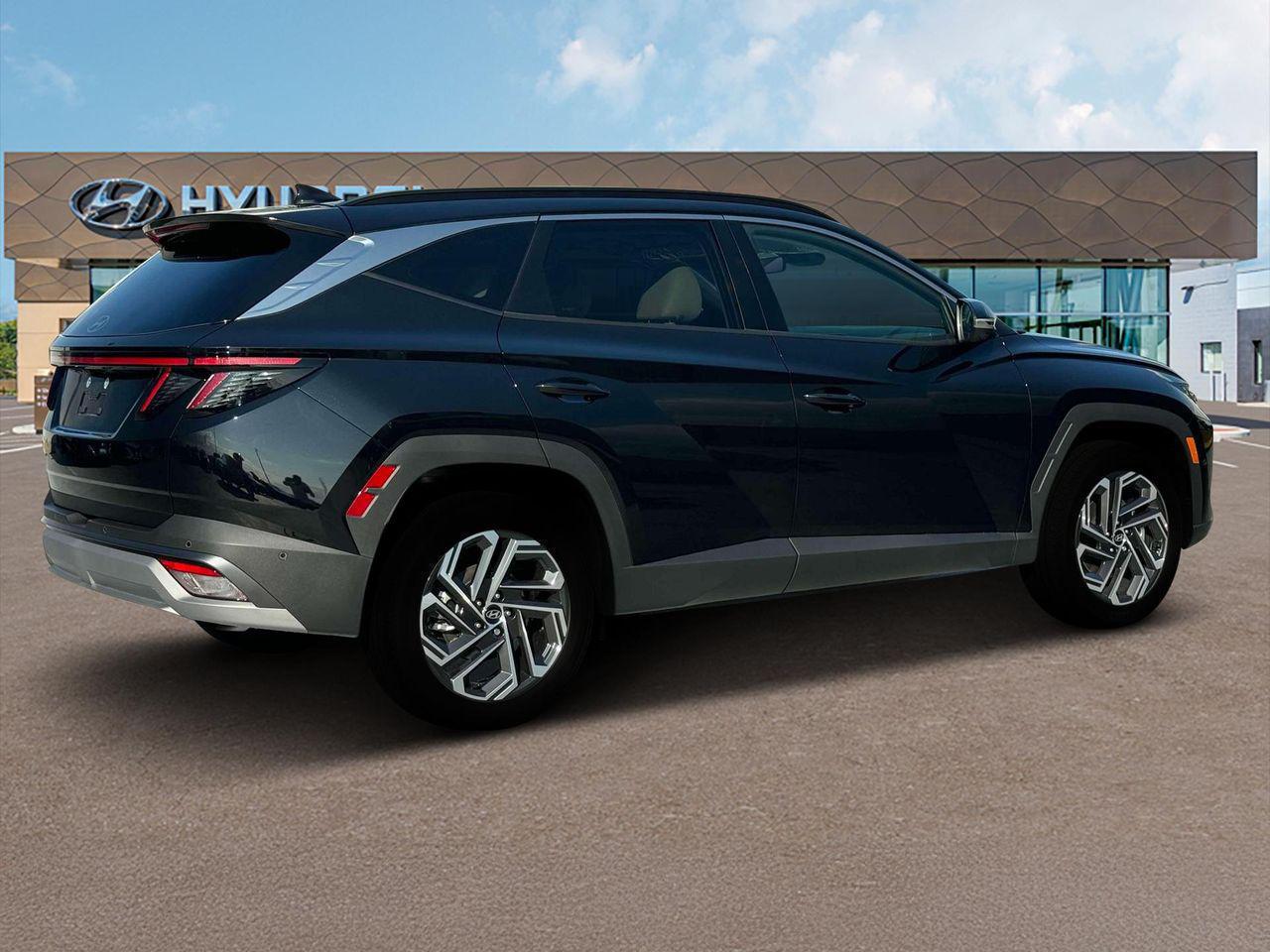 2025 Hyundai Tucson Limited photo 8