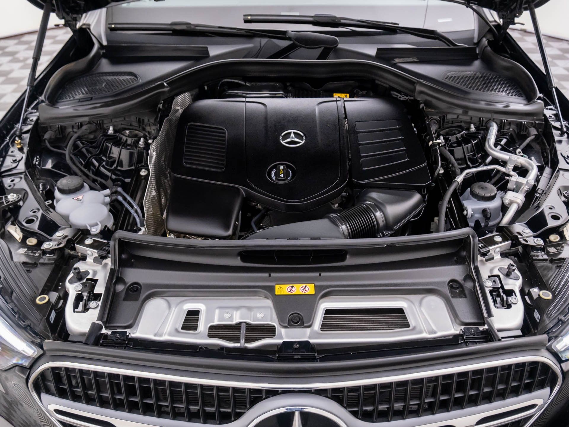 2025 Mercedes Benz GLC 300 4MATIC photo 25