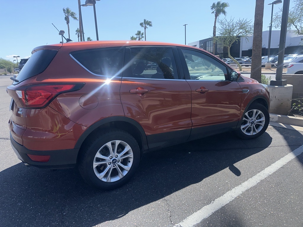 2019 Ford Escape SE photo 6