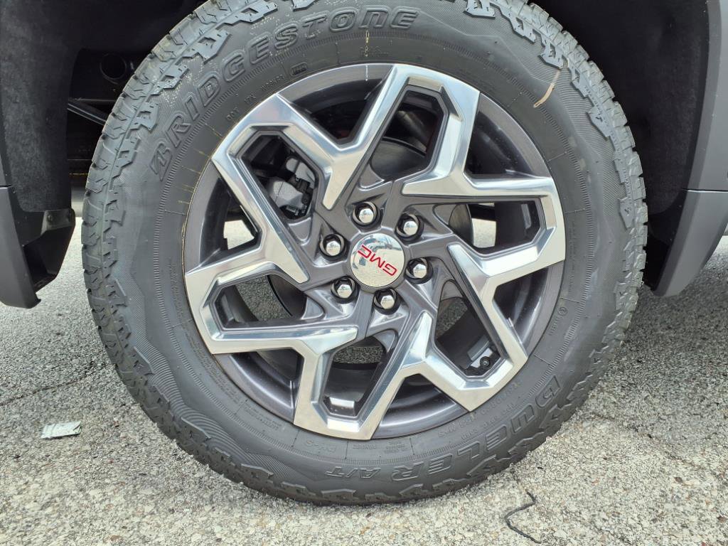 2025 Gmc Sierra SLT photo 28