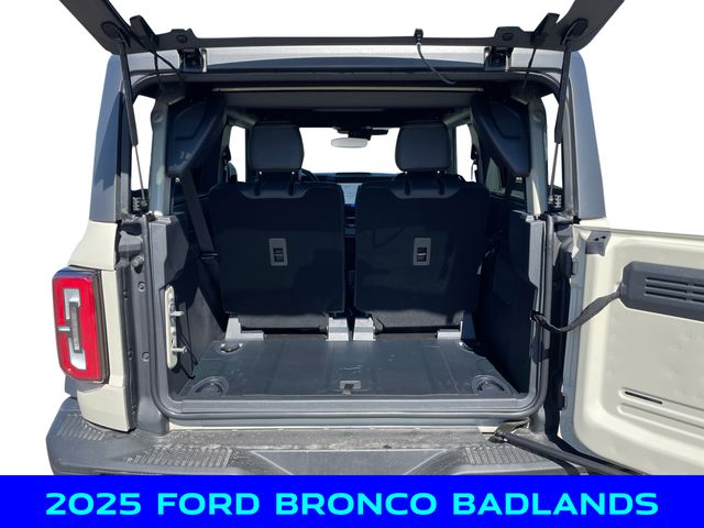 2025 Ford Bronco Badlands photo 5