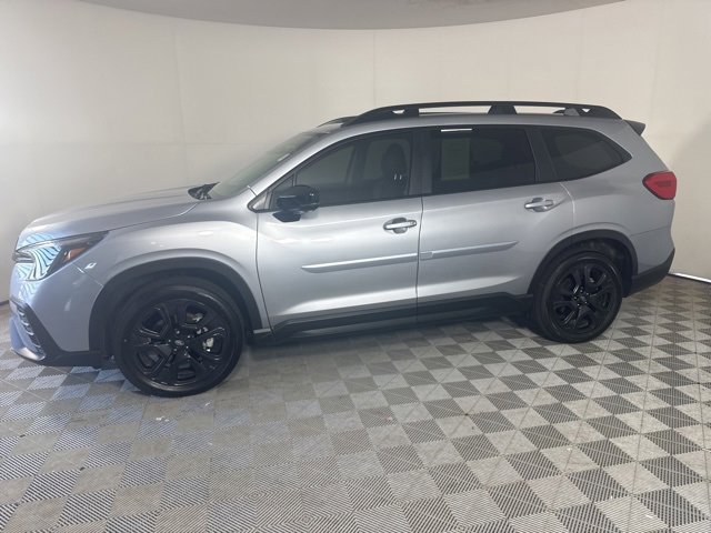 2025 Subaru Ascent Onyx Edition Touring photo 4