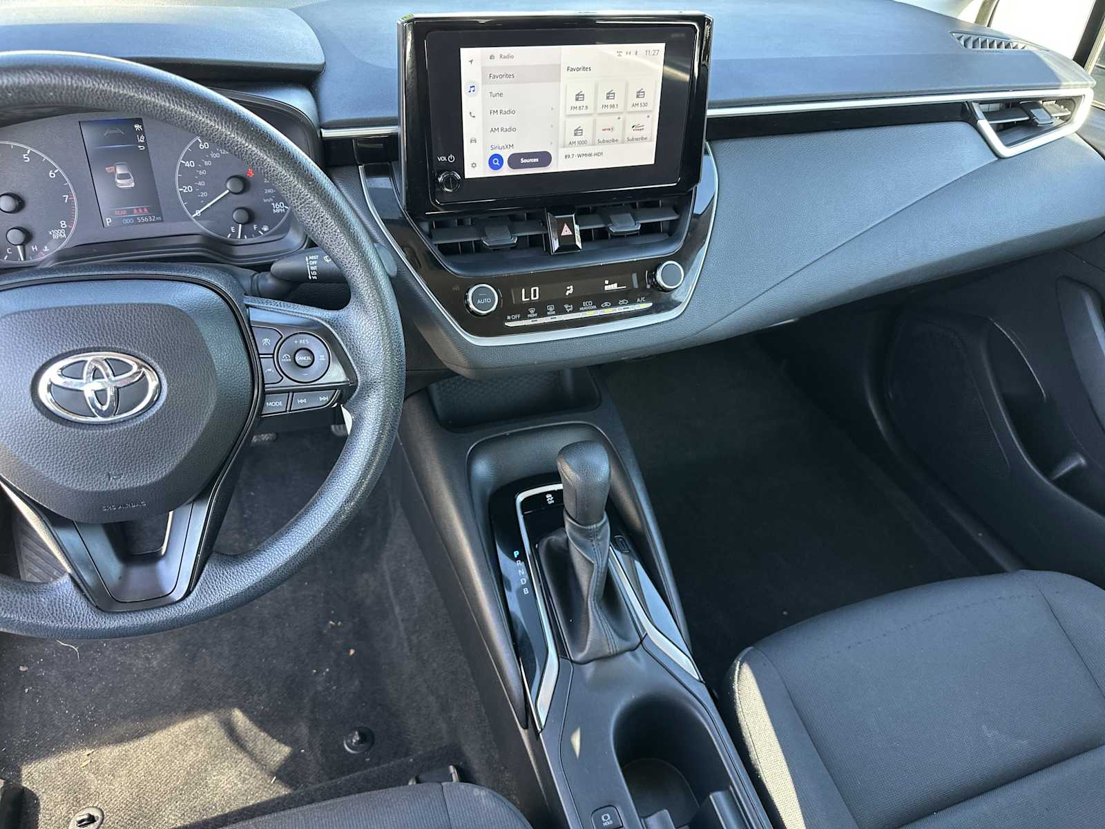 2023 Toyota Corolla LE photo 22