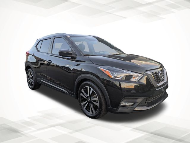 Used 2018 Nissan Kicks SR with VIN 3N1CP5CU5JL524868 for sale in Lilburn, GA