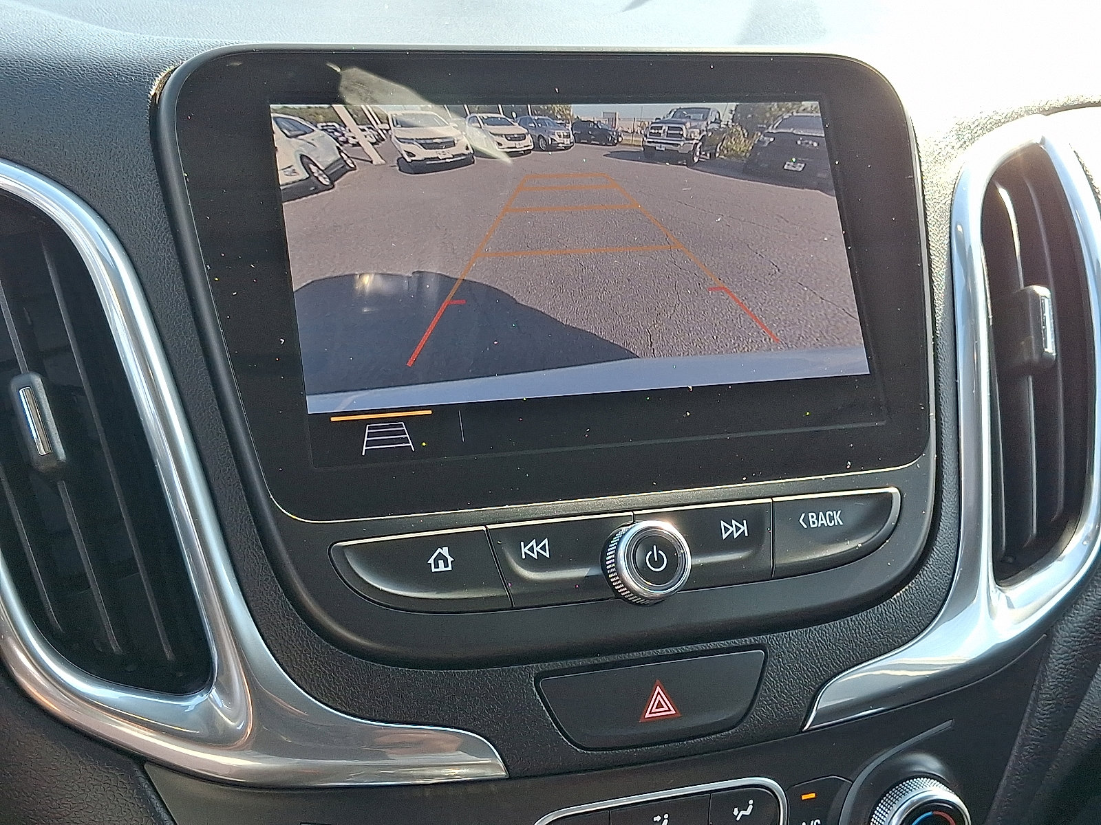 2020 Chevrolet Equinox LT photo 15